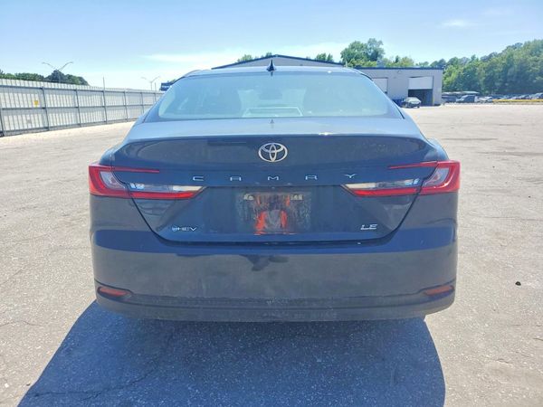 2025 TOYOTA CAMRY