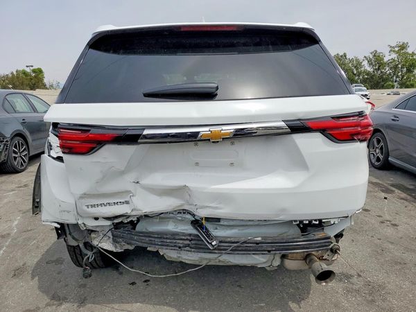 2023 CHEVROLET TRAVERSE LS