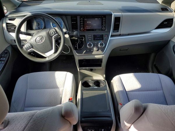 2020 TOYOTA SIENNA