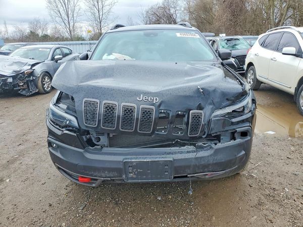 2021 JEEP CHEROKEE TRAILHAWK 4X4