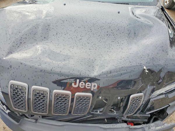 2021 JEEP CHEROKEE TRAILHAWK 4X4