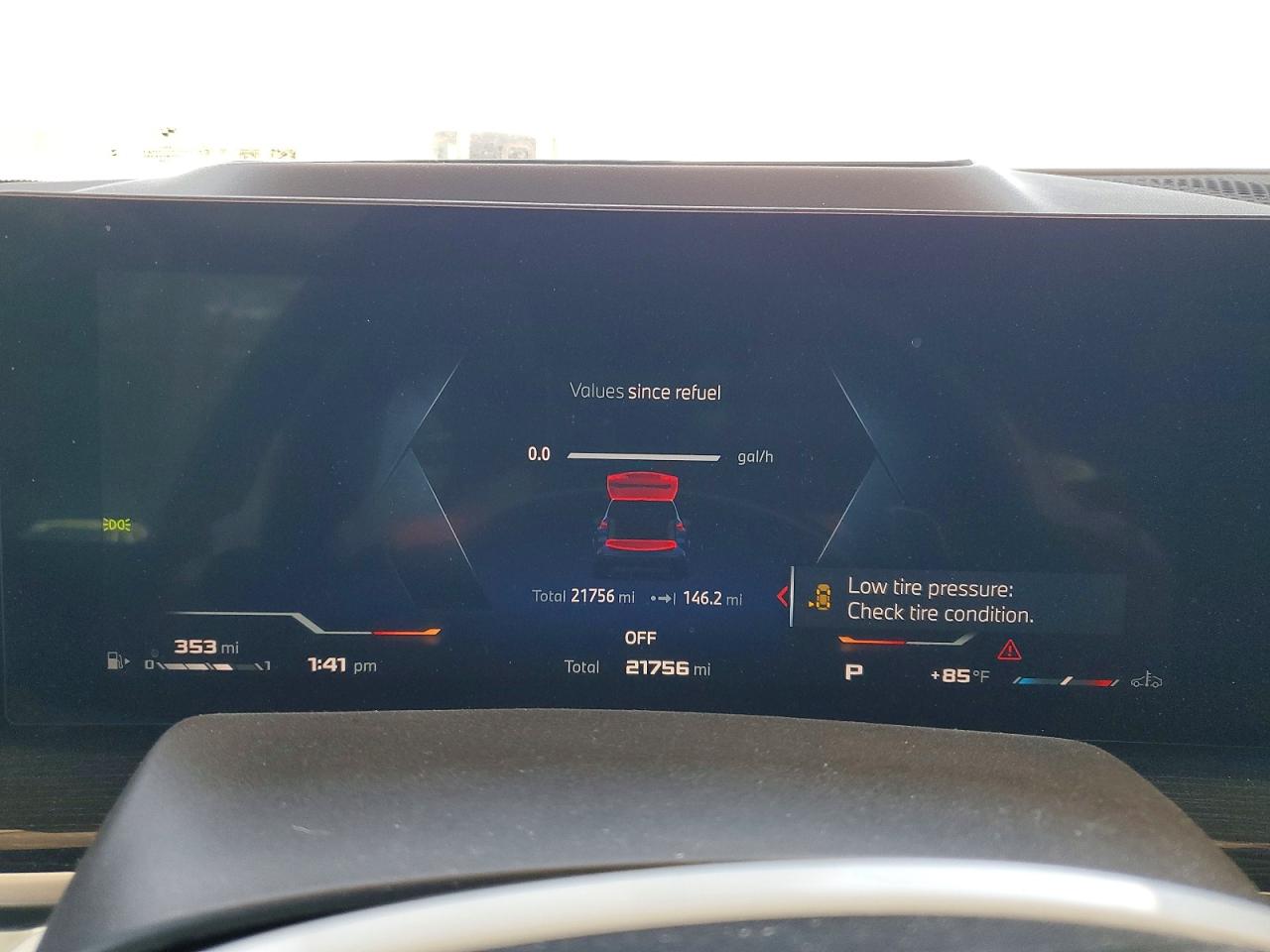 2025 BMW X5 M60i