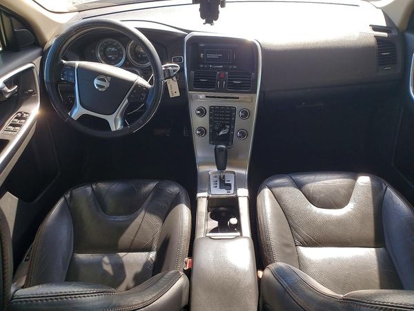 2012 VOLVO XC60