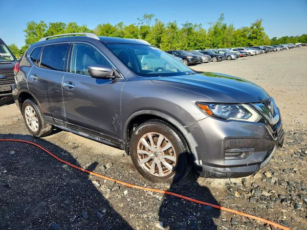 2018 NISSAN ROGUE