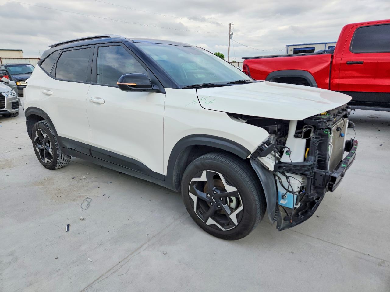 2025 KIA SELTOS S, X-Line