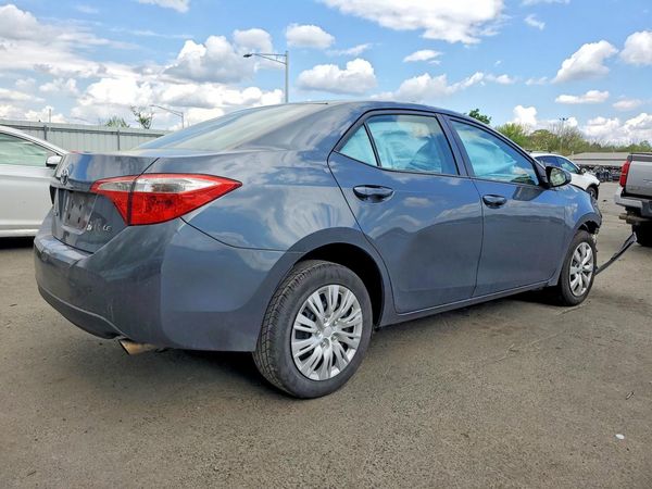 2015 TOYOTA COROLLA