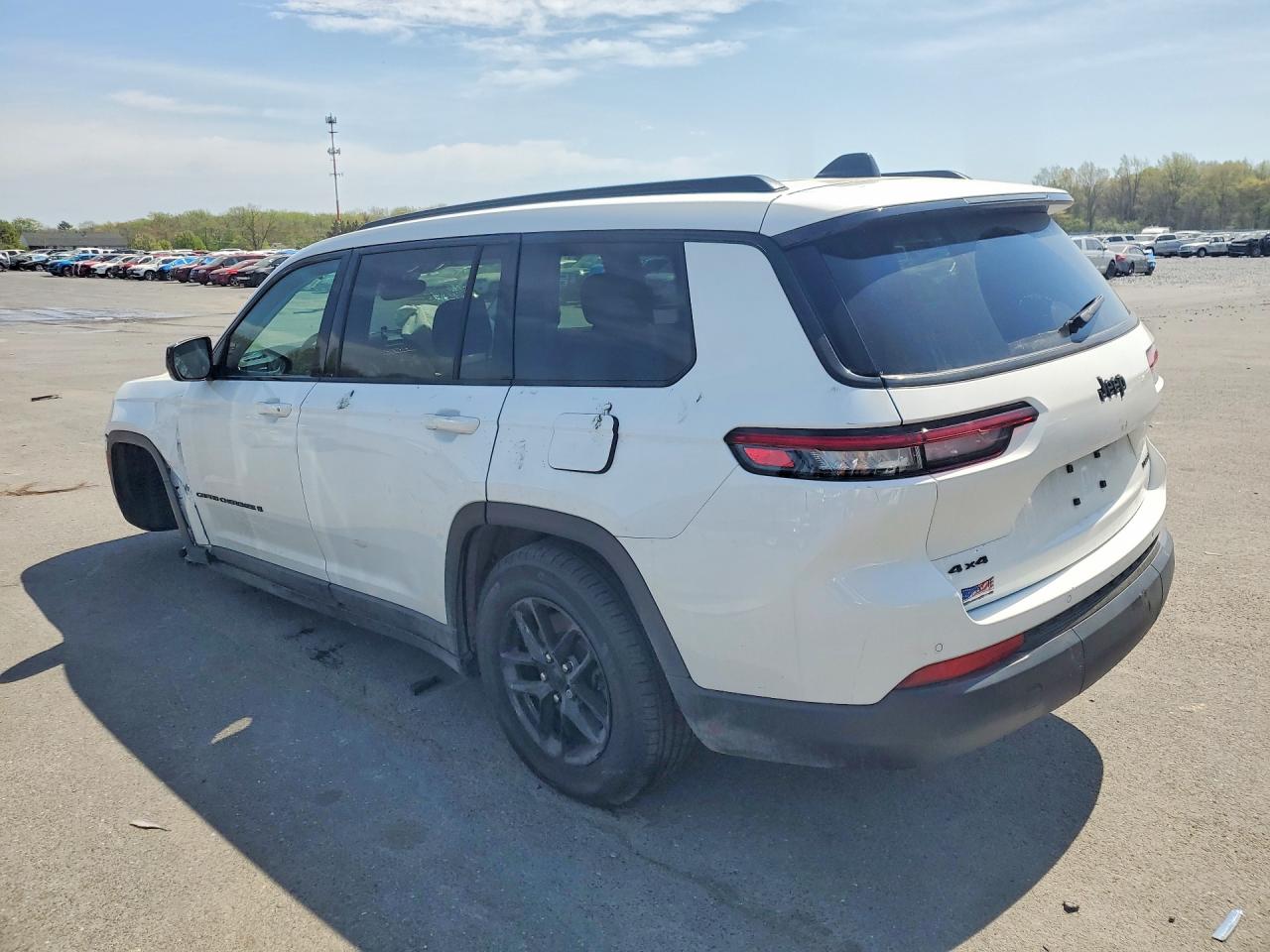 2024 JEEP GRAND CHEROKEE L LAREDO 4X4