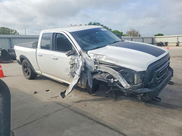 2019 RAM 1500 CLASSIC SLT