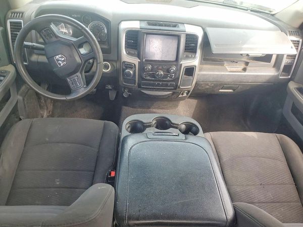 2019 RAM 1500 CLASSIC SLT