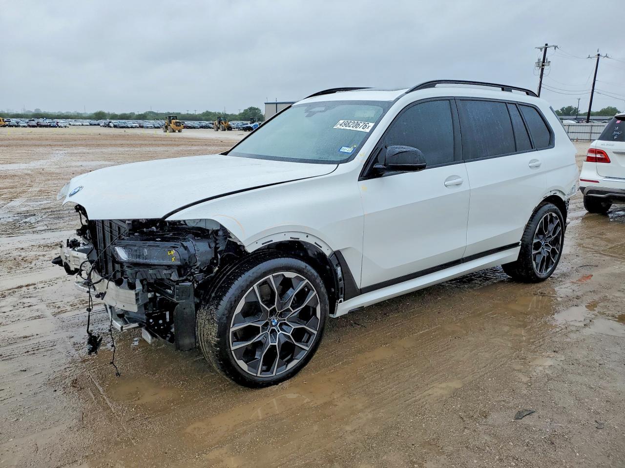 2025 BMW X7 M60i
