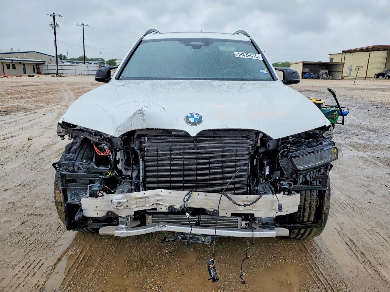 2025 BMW X7 M60i