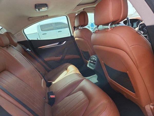 2021 MASERATI GHIBLI Base