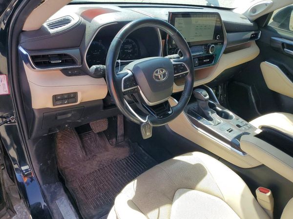 2023 TOYOTA HIGHLANDER