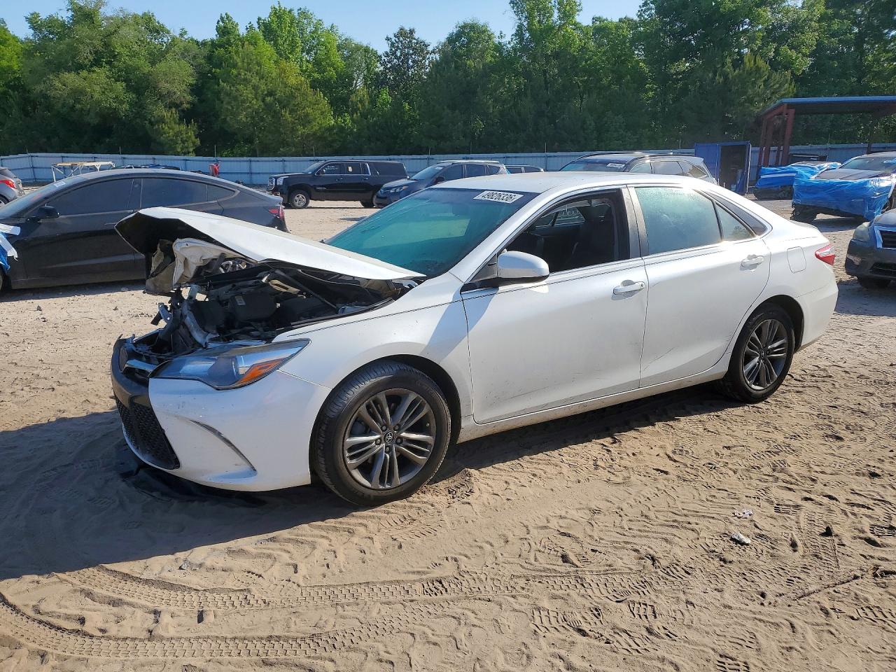 2017 TOYOTA CAMRY