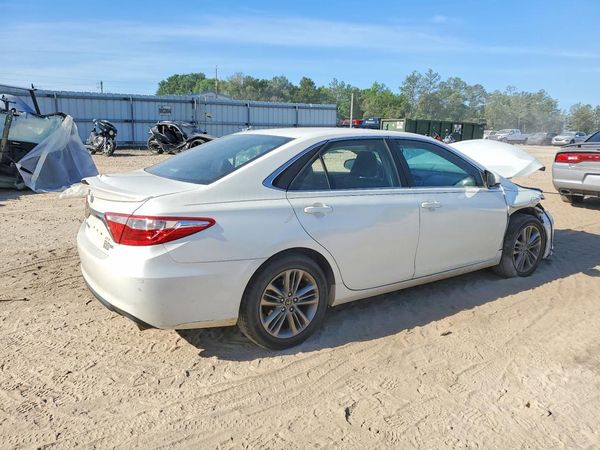 2017 TOYOTA CAMRY