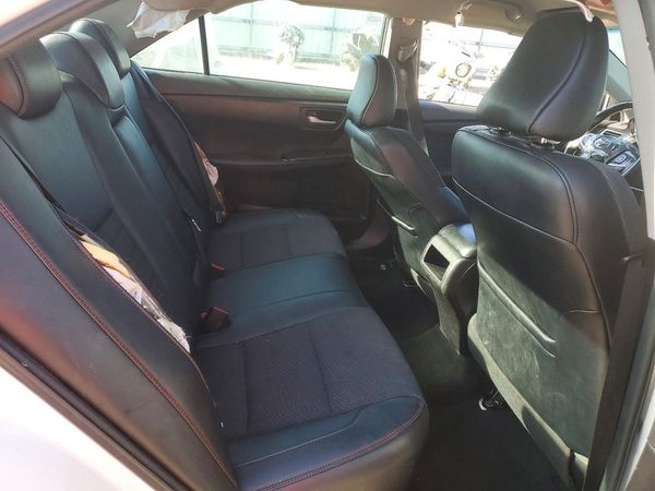 2017 TOYOTA CAMRY
