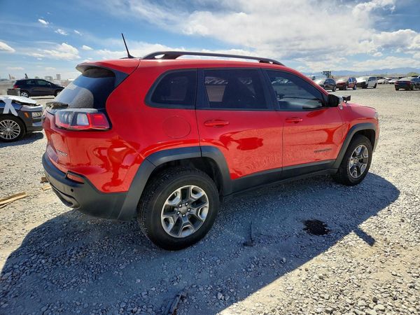 2019 JEEP CHEROKEE TRAILHAWK 4X4