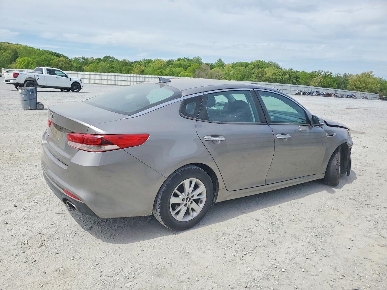 2016 KIA OPTIMA GL