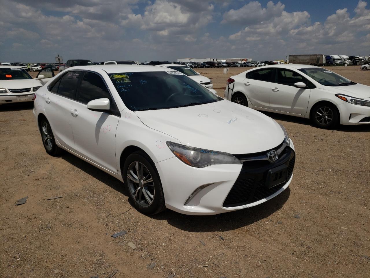 2015 TOYOTA CAMRY