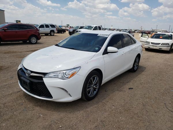 2015 TOYOTA CAMRY