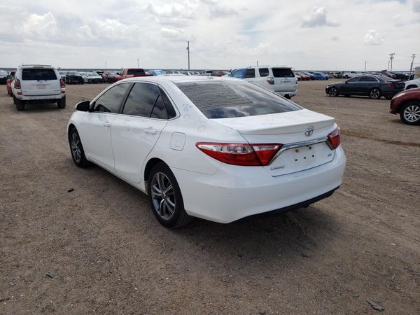 2015 TOYOTA CAMRY
