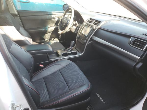 2015 TOYOTA CAMRY