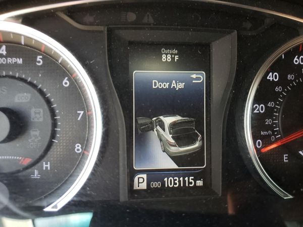 2015 TOYOTA CAMRY