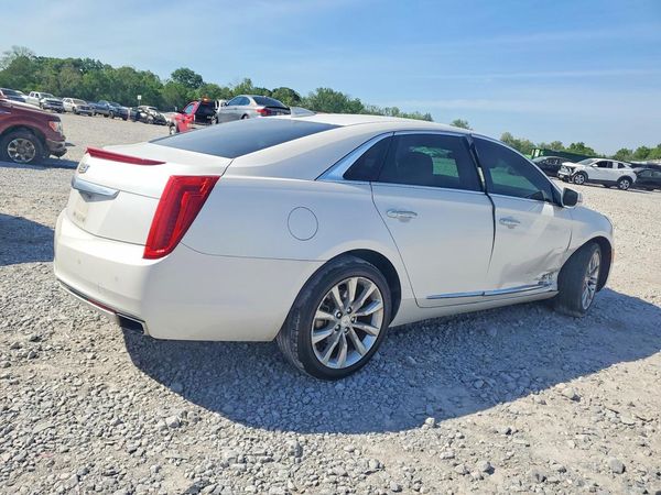 2017 CADILLAC XTS Luxury
