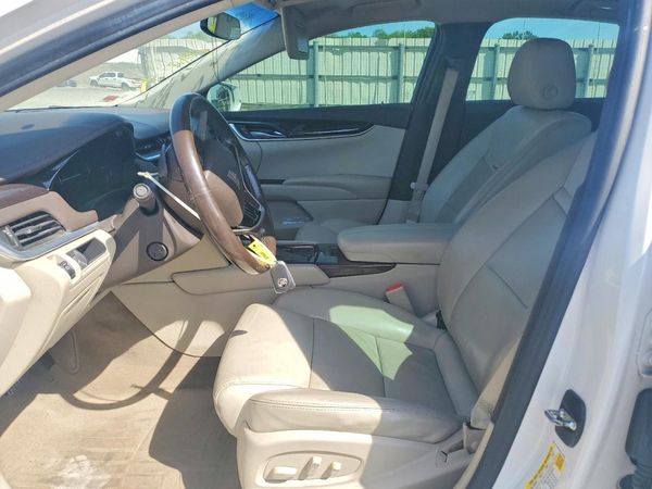 2017 CADILLAC XTS Luxury