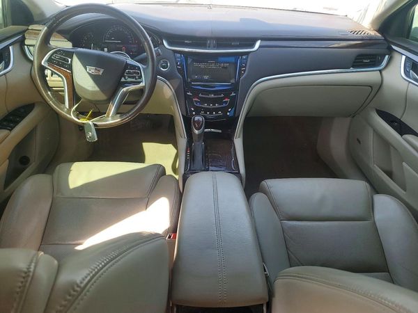 2017 CADILLAC XTS Luxury