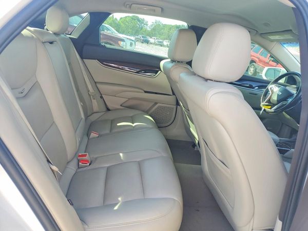 2017 CADILLAC XTS Luxury