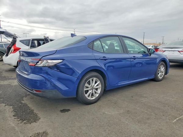 2025 TOYOTA CAMRY