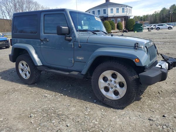 2015 JEEP WRANGLER SAHARA 4X4