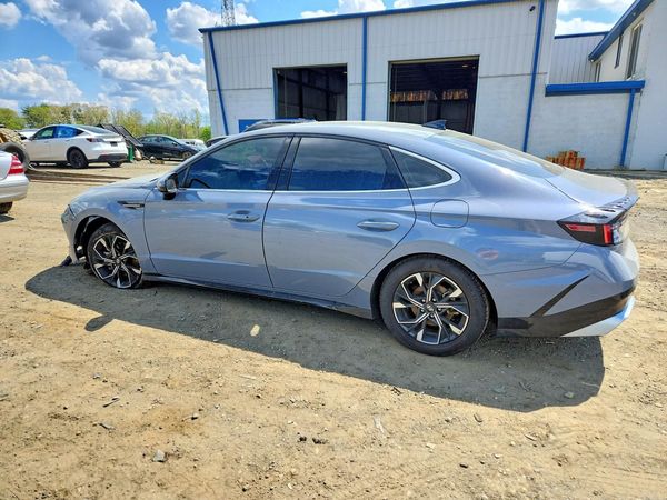 2025 HYUNDAI SONATA