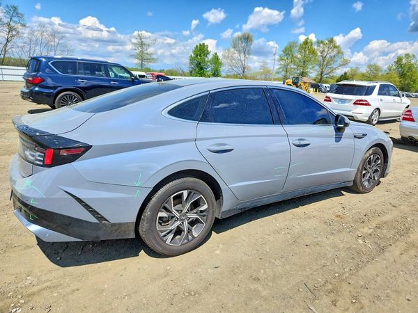 2025 HYUNDAI SONATA