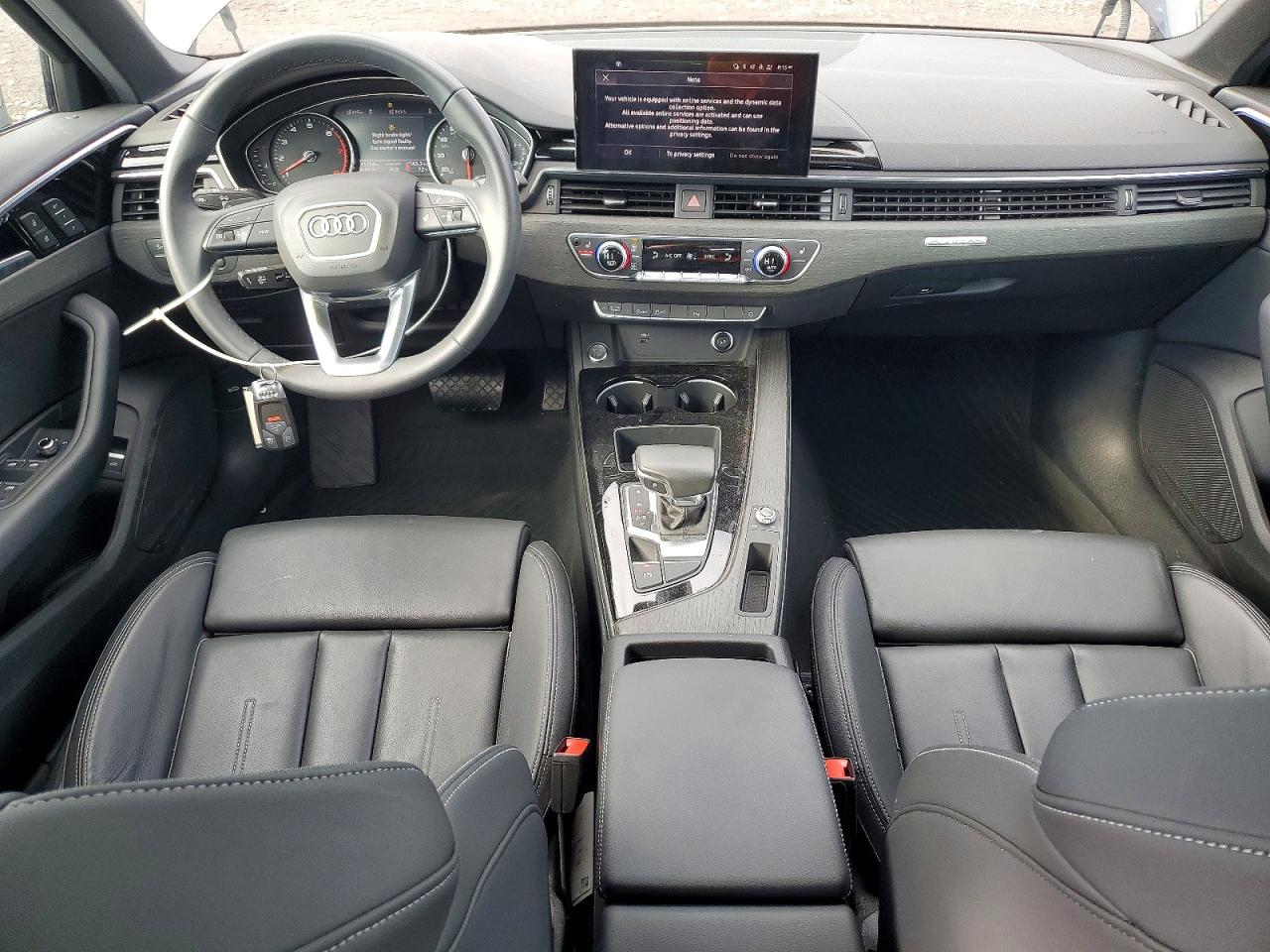 2024 AUDI A4 quattro Premium