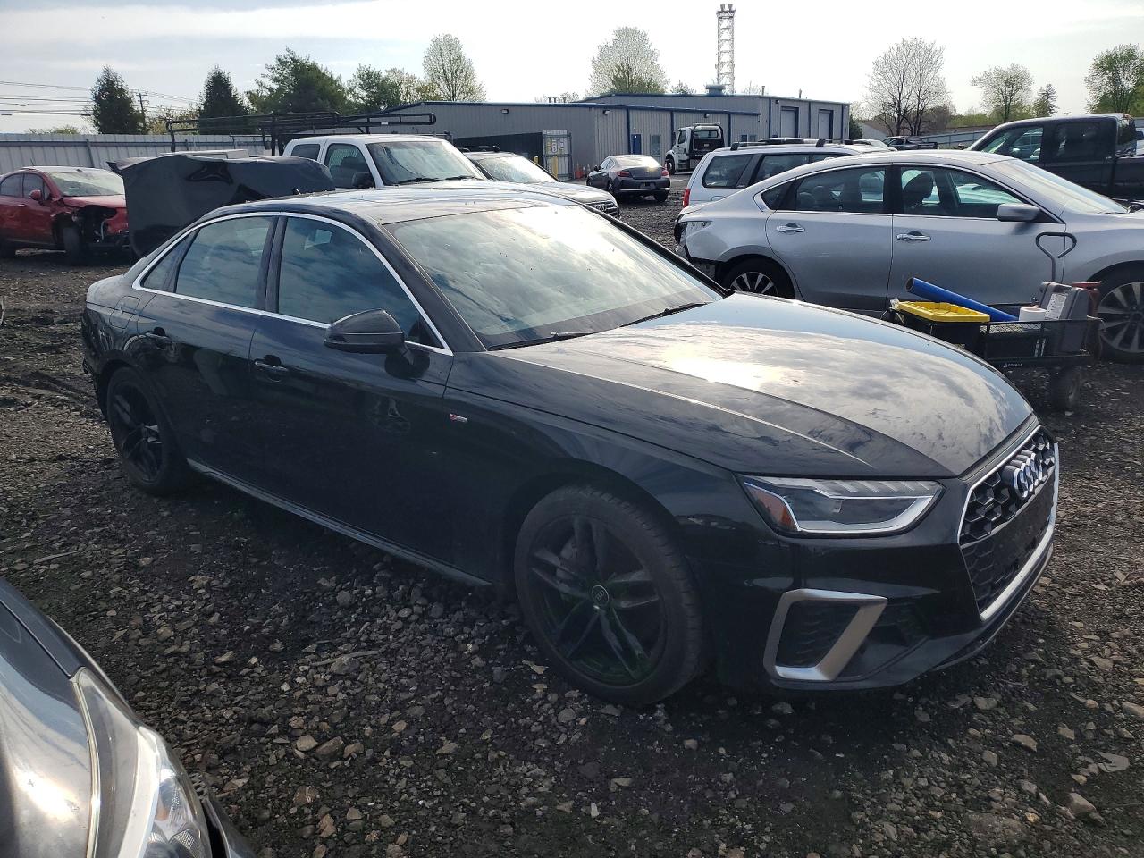 2024 AUDI A4 quattro Premium