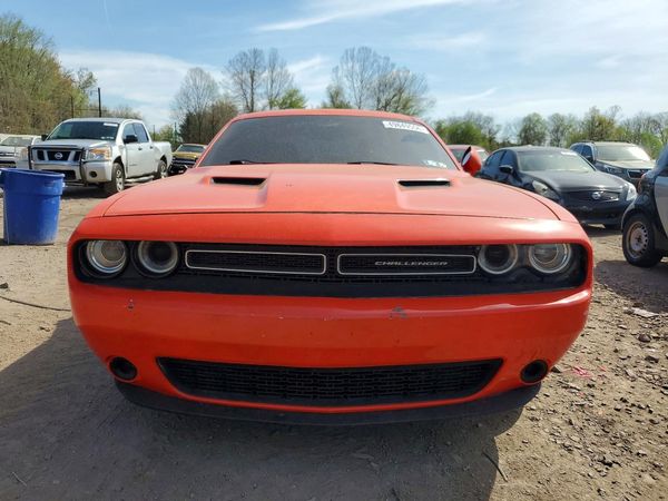 2017 DODGE CHALLENGER SXT