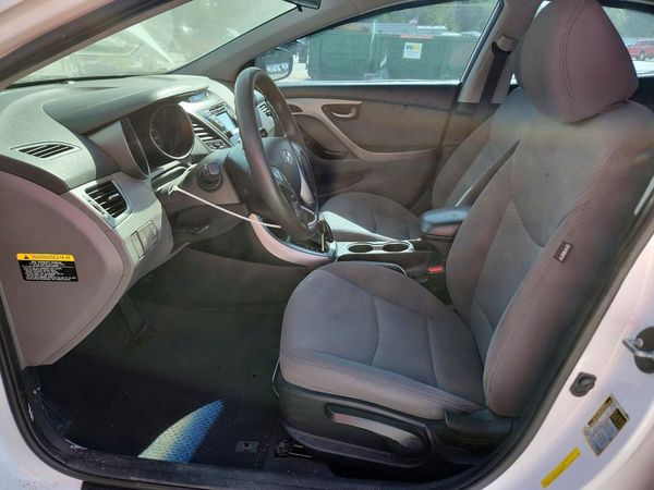 2015 HYUNDAI ELANTRA GLS(Middle)