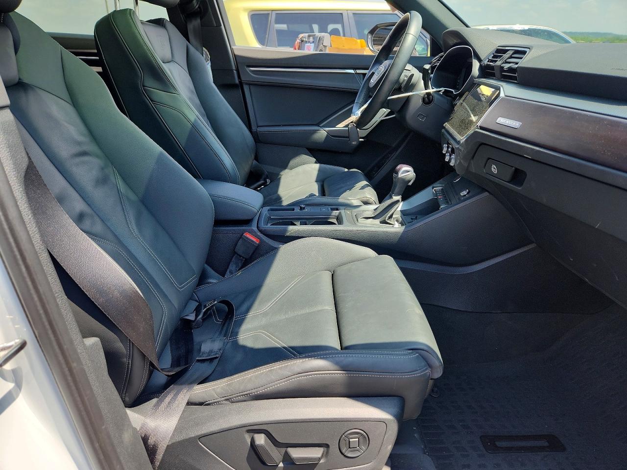 2024 AUDI Q3