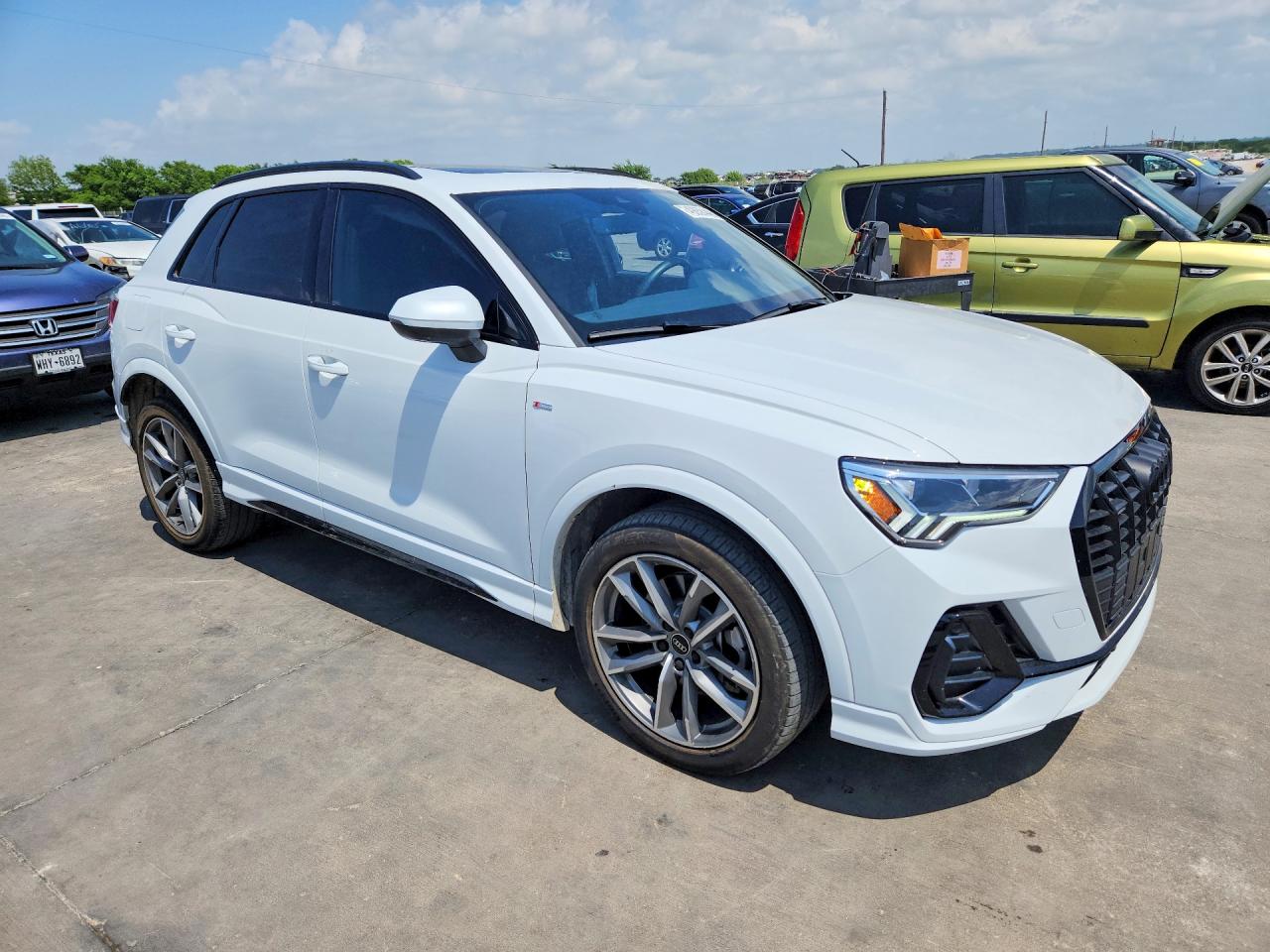 2024 AUDI Q3