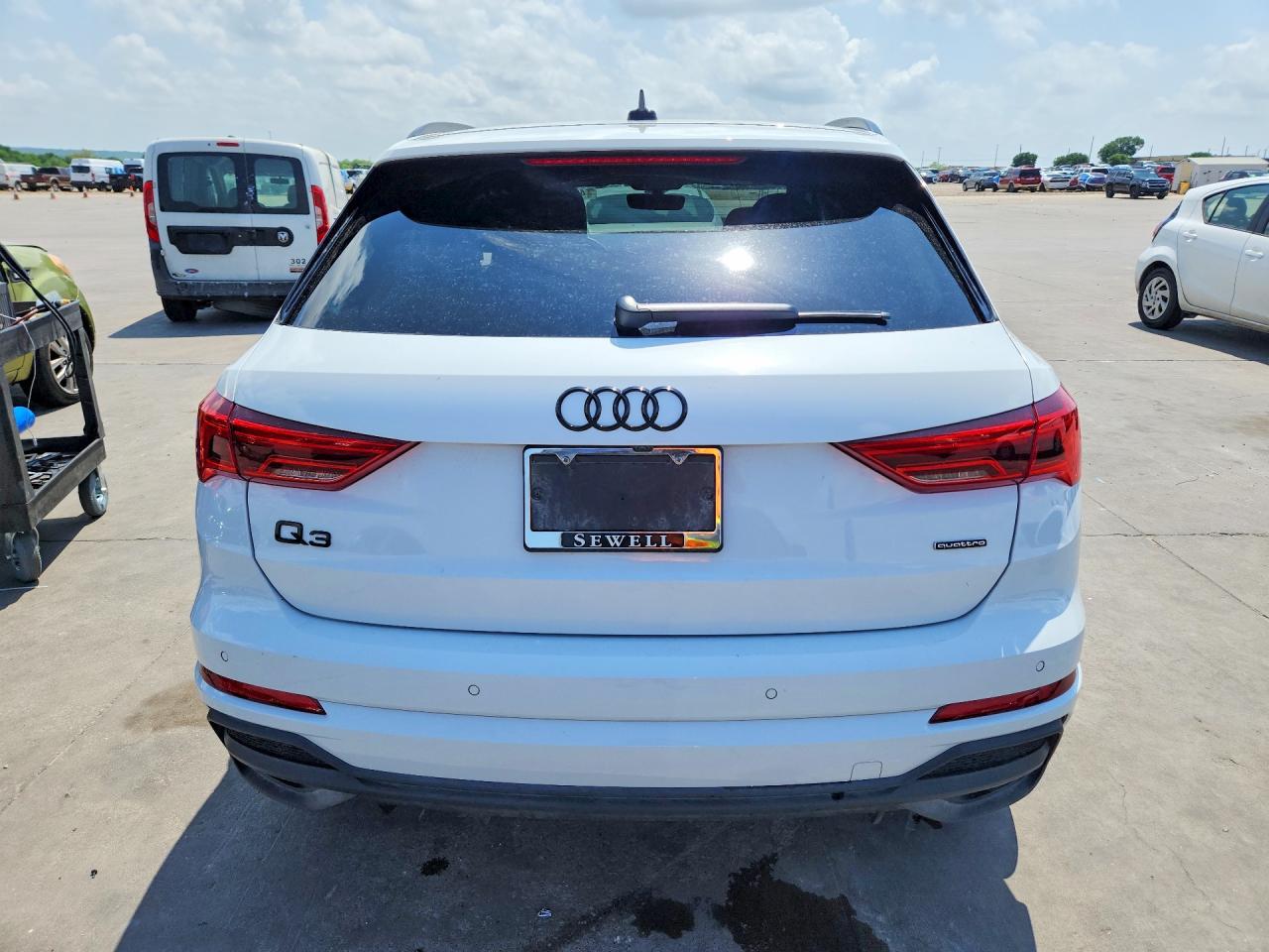 2024 AUDI Q3