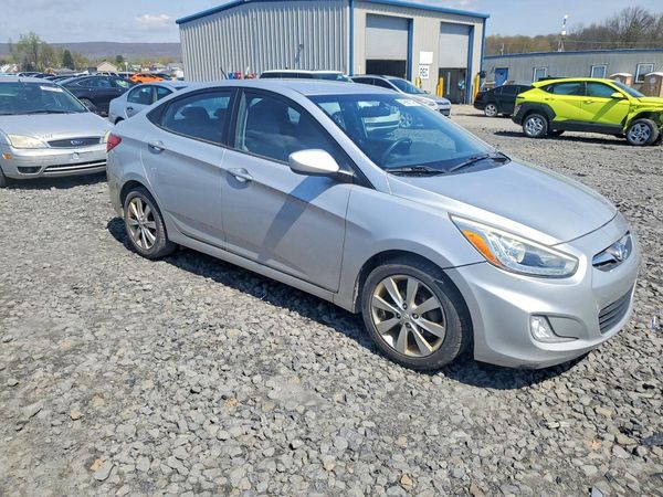 2014 HYUNDAI ACCENT