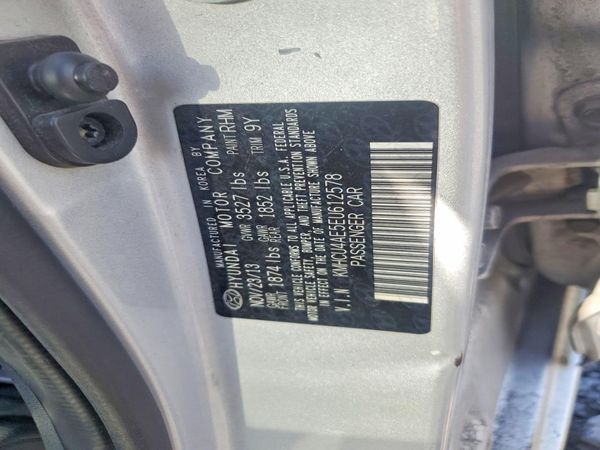 2014 HYUNDAI ACCENT