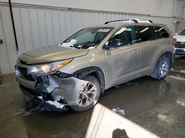 2015 TOYOTA HIGHLANDER