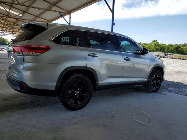 2019 TOYOTA HIGHLANDER LE/LE Plus