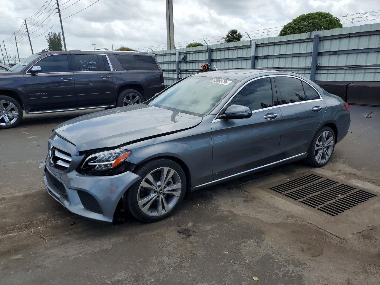 2019 MERCEDES-BENZ C C300
