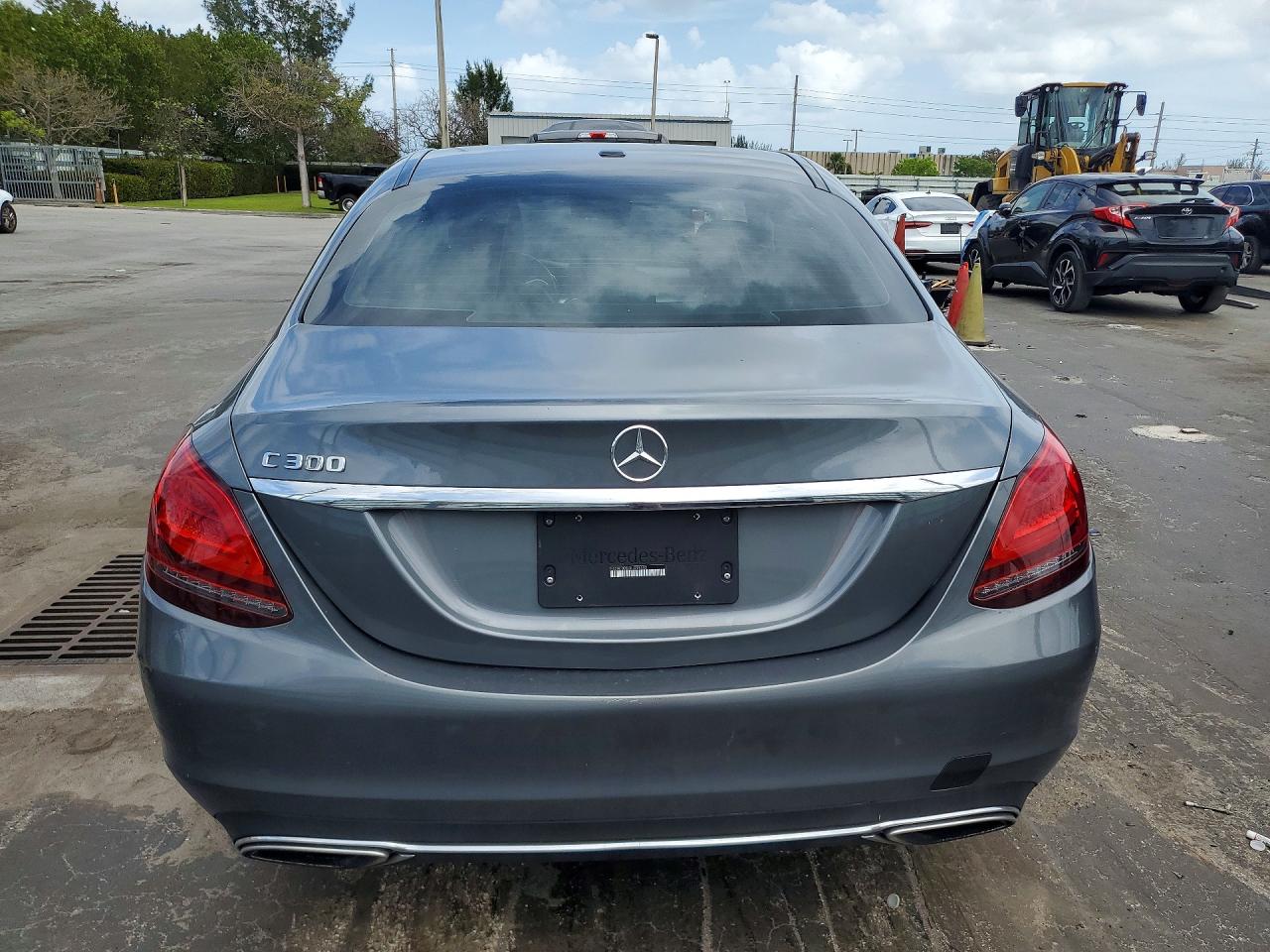 2019 MERCEDES-BENZ C C300