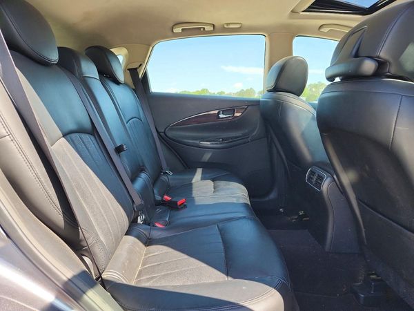 2016 INFINITI QX50