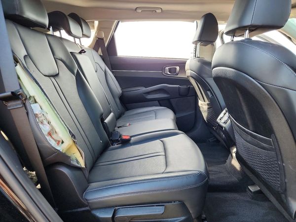 2024 KIA SORENTO
